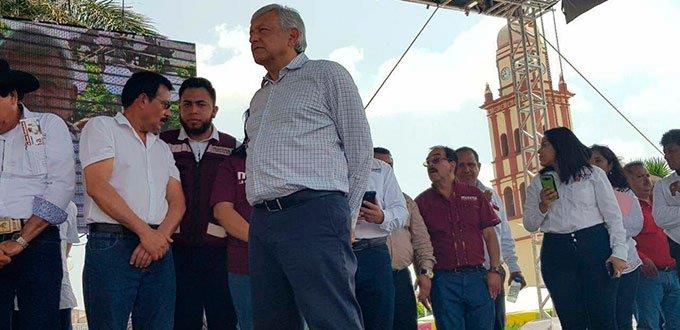 CDMX niega a AMLO uso del Zócalo para cierre de campaña