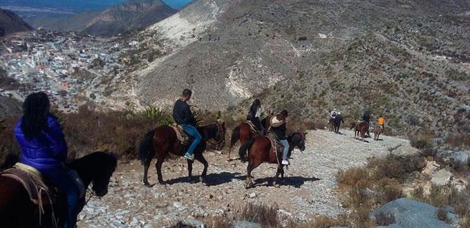 Tour a caballo, atractivo en el Pueblo Mágico