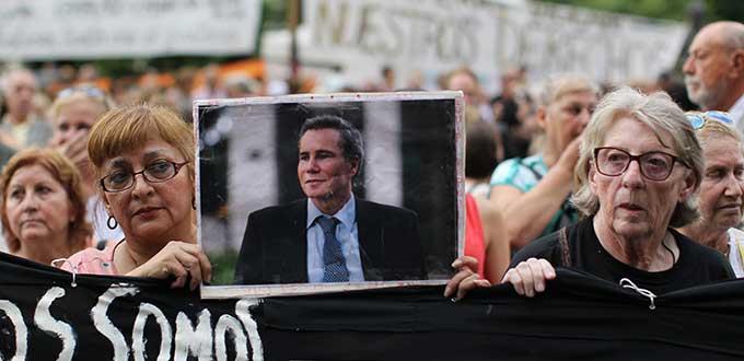 El fiscal Nisman se autodisparó, dice su asesor
