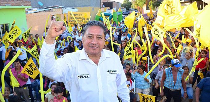 Crecimiento ordenado y sustentable en soledad, propone Gilberto Hernández