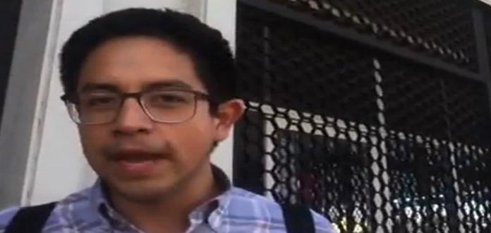 Estudiante denuncia detención por intentar leer en el Metro de la CDMX (VIDEO)