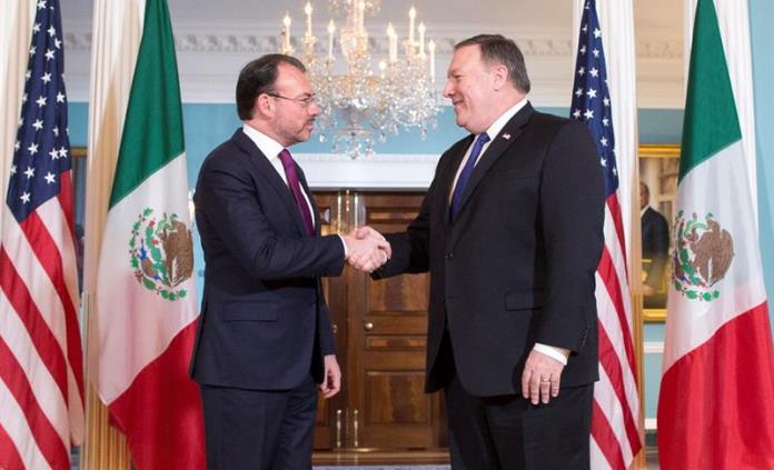 Canciller Videgaray dialoga con Pompeo sobre la relación México-EUA