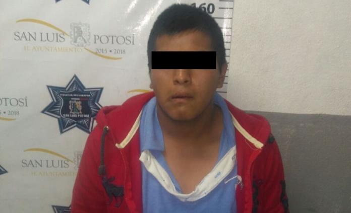 Maleante se mete a una casa e intenta abusar sexualmente de una adolescente