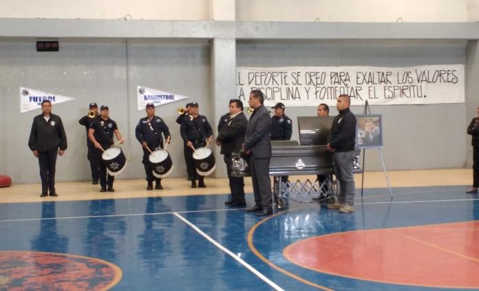 Realizan homenaje póstumo a agente ministerial fallecido ayer
