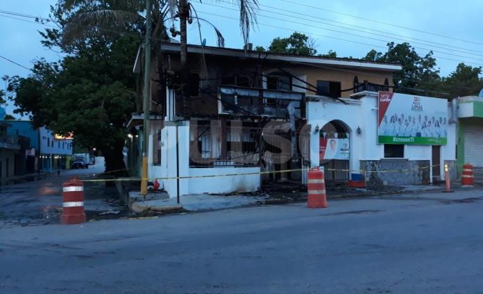 Incendio acaba con casa de campaña de candidato en Tamuín