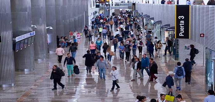 CNTE analiza protesta en el aeropuerto capitalino
