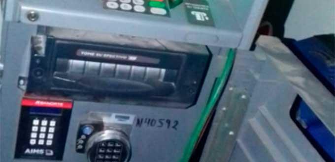 Intentan robar dinero de cajero automático