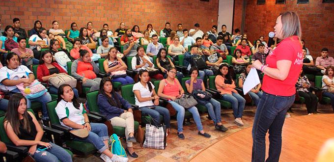Plantea Cecy Glz. fortalecer las políticas ambientales