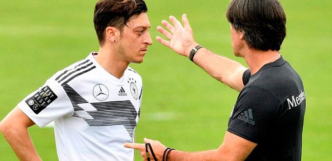 Por lesión, el alemán Mesut Özil es duda para el Mundial