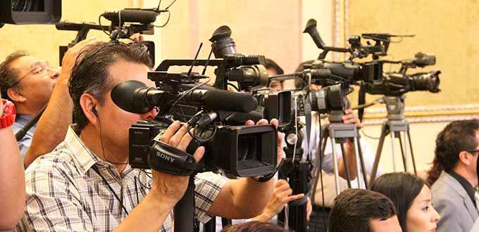 Ofician misa a periodistas por su día