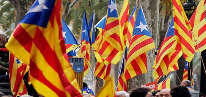 España levanta control financiero a Cataluña
