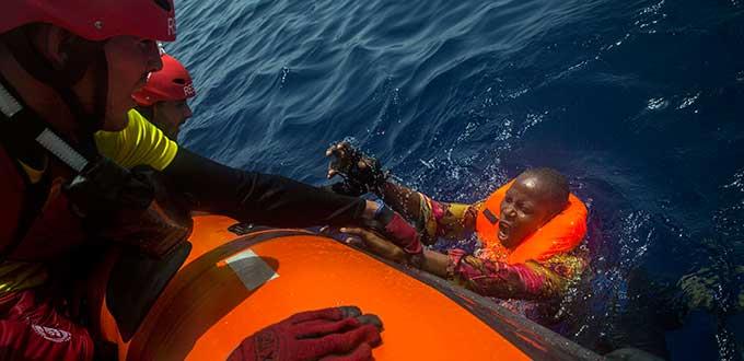 Italia exige a Malta aceptar a migrantes; ustedes están más cerca de África, dice ministro