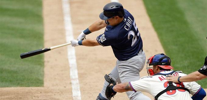 Choi pega grand slam en la paliza de Cerveceros