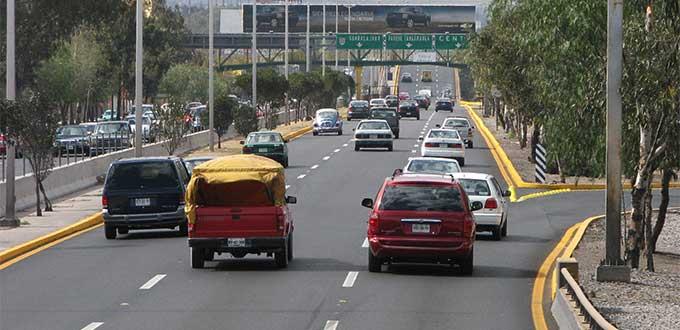 Recolectan media tonelada de basura en Salvador Nava Martínez