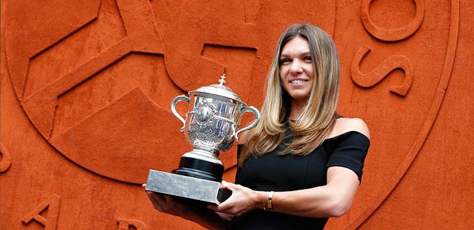 Rumanos aplauden a Simona Halep y abuchean a alcaldesa de Bucarest