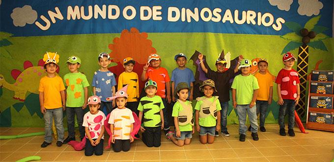Atractivo Festival Artístico sorprende a los niños