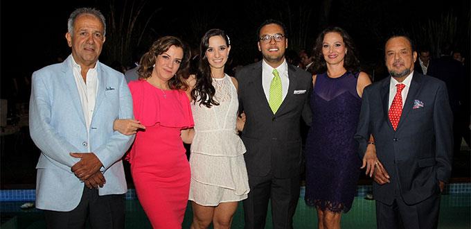 Luly Lamas Torres y Xavier Campos Valdés efectúan su enlace civil