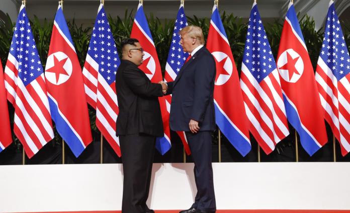 CRONOLOGÍA: El tortuoso camino hasta el histórico apretón de manos entre Trump y Kim