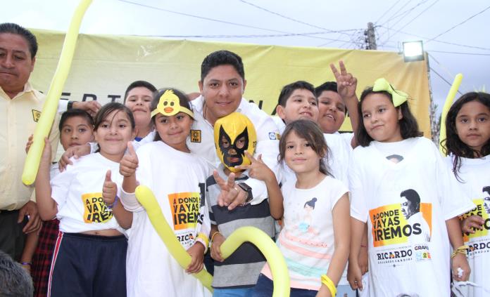 Continúa Gallardo C. con firma de compromisos