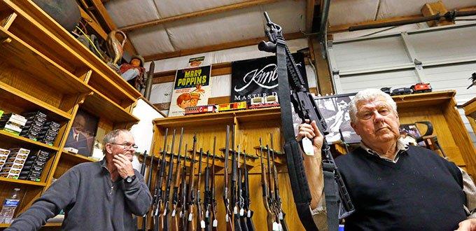 Asociación médica de EEUU pide prohibir armas de asalto