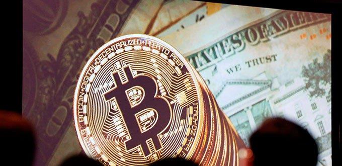 El bitcoin cae a su nivel más bajo en cuatro meses