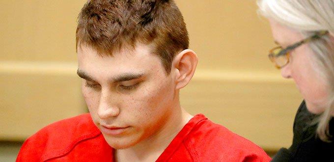 Hermano de autor de masacre de Parkland lanza campaña contra acoso