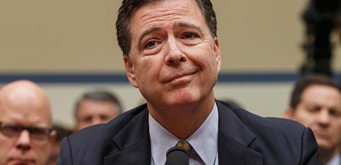 Informe critica la actuación de J. Comey