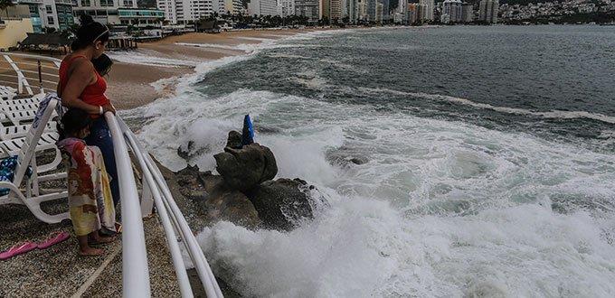 En calma, Baja California Sur tras paso de Bud