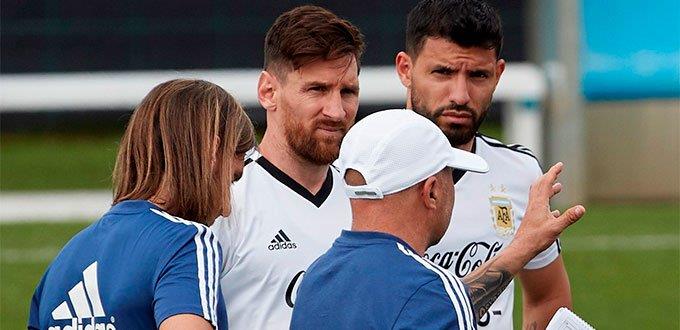 No podemos exigir a un jugador lo que se le pide a un equipo entero, dice Valdano sobre Messi