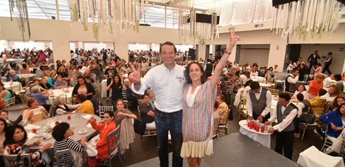 Nava P. promete impulsar políticas para las mujeres