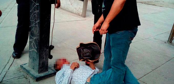 Golpean a sujetos en cantina por no pagar la cuenta
