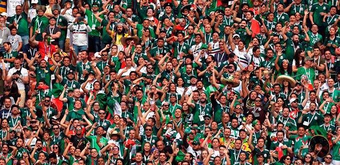 Luis Miguel sustituye el grito de Eeeeh... en el partido contra Suecia (VIDEO)