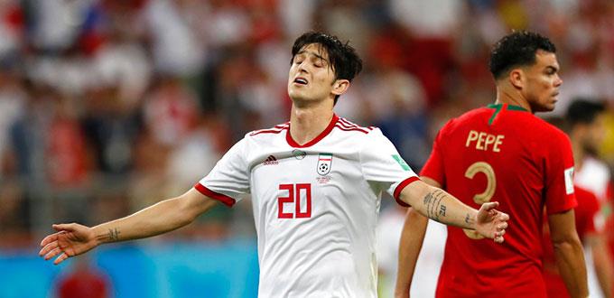 Jugador renuncia a la selección iraní tras ser víctima de insultos en internet