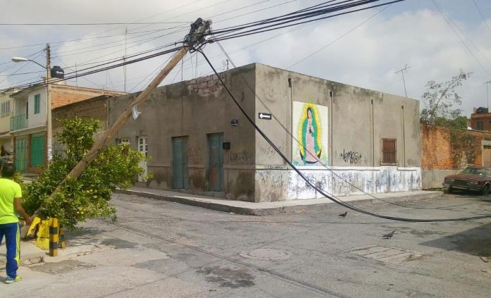 Camión daña red de cableado y deja sin telefonía ni internet a vecinos de Morales