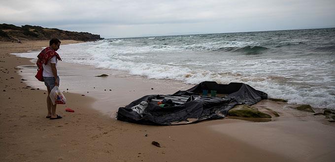 Un centenar de desaparecidos tras un naufragio