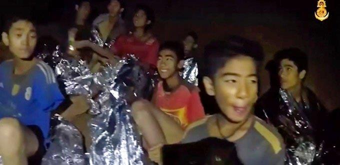 Si logro salir, por favor llévenme a una barbacoa... Las conmovedoras cartas de los niños atrapados en una cueva