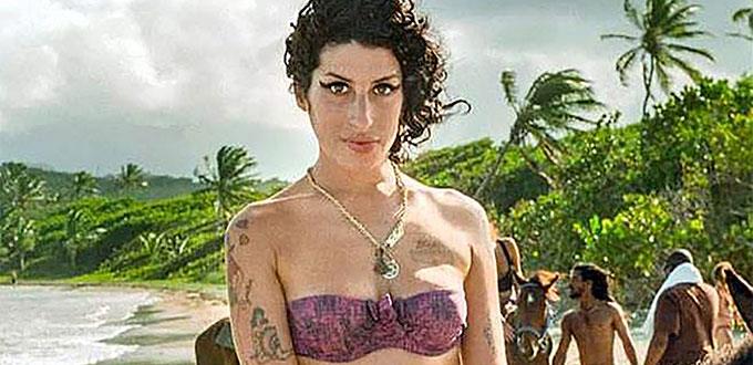 Revelan fotos inéditas de Amy Winehouse