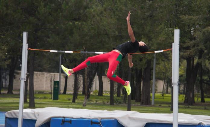 Saltador mexicano Roberto Vilches da a México medalla histórica