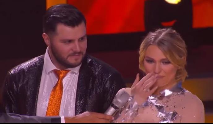 Lolita Cortés hace llorar a Irina Baeva en Mira Quién Baila