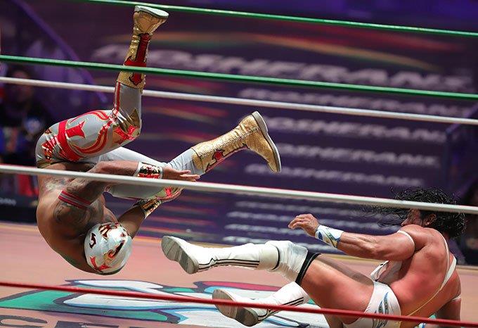 Lucha libre: deporte, arte, espectáculo y enigma