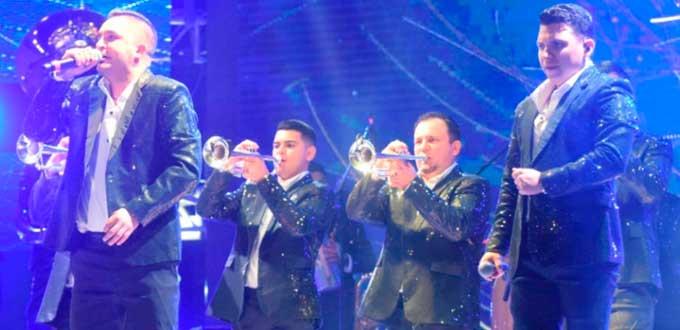 La Arrolladora, triunfa