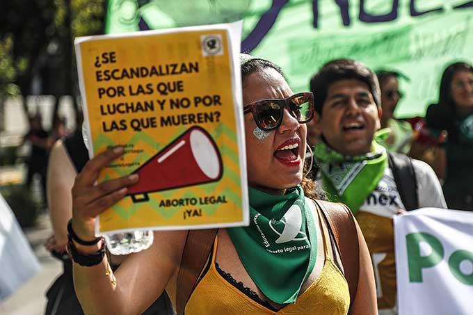 Senado argentino rechazó oportunidad histórica a favor de mujeres, dice Amnistía Internacional