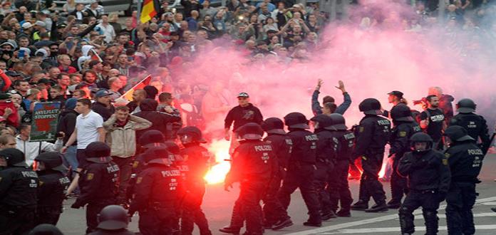 Critican actuación de la policía tras violencia en protesta de ultraderecha en Alemania