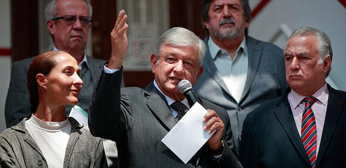 Exbraceros piden a López Obrador diálogo para solucionar sus demandas