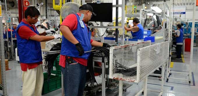 Retrocede 5.3% generación de empleos formales en agosto