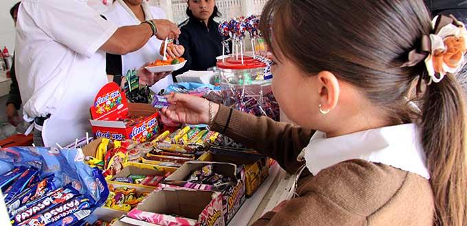 Mala alimentación está relacionada con mayores riesgos de cáncer, dice experta