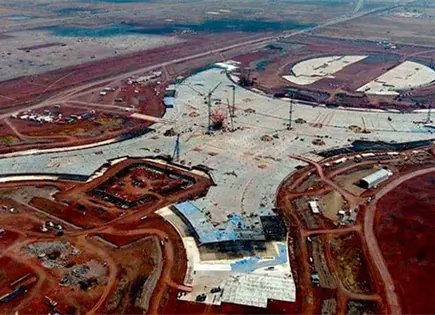 Sheinbaum celebra que no se construyó aeropuerto en Texcoco Sheinbaum celebra que no se construyó aeropuerto en Texcoco
