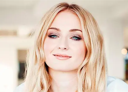 Sophie Turner se convierte en Lara Croft para nueva serie de Tomb Raider