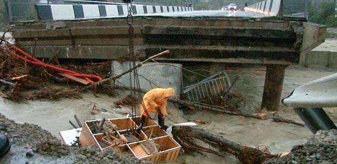 Al menos 6 personas mueren por inundaciones súbitas en Rusia