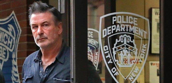 Hombre presuntamente golpeado por Alec Baldwin desconocía quién era